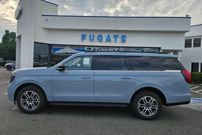 2025 Ford Expedition MAX Base photo 1