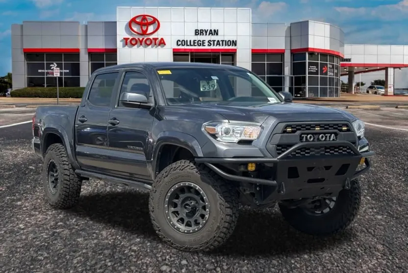 2019 Toyota Tacoma SR5 V6 photo 1