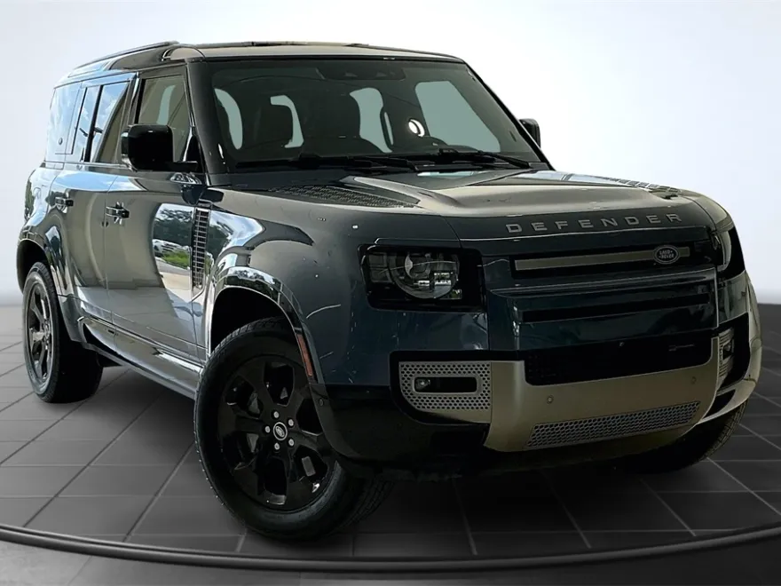 2022 Land Rover Defender 110 X-Dynamic SE photo 1