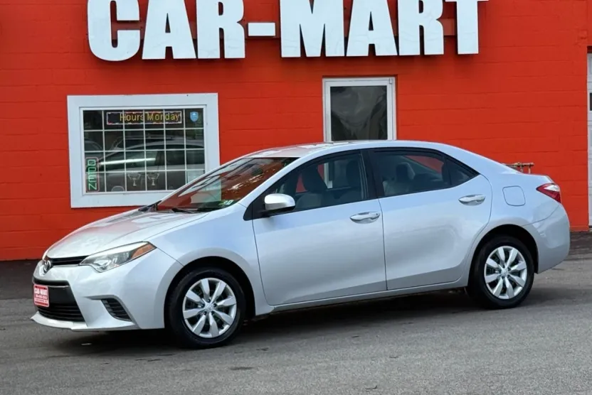 2016 Toyota Corolla L photo 1