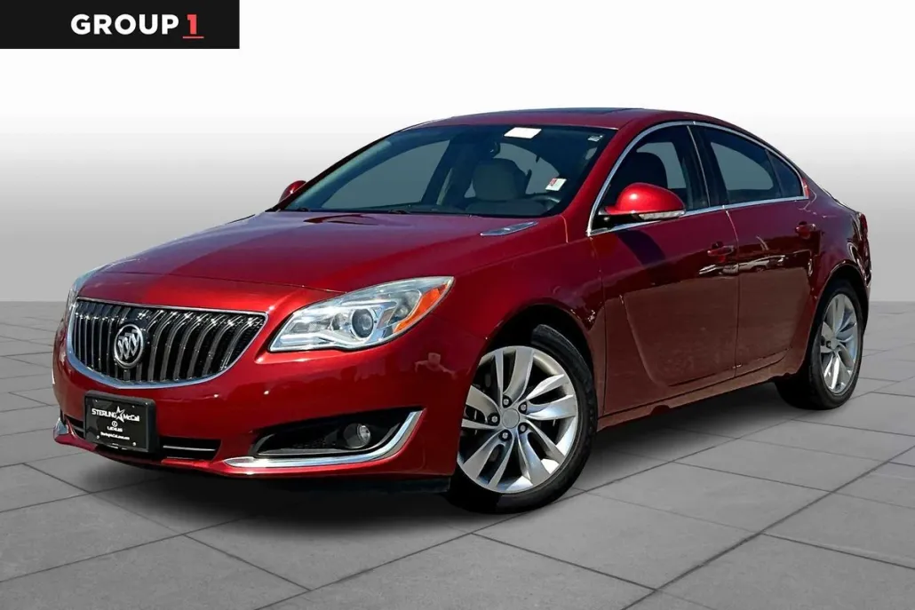 2015 Buick Regal photo 1