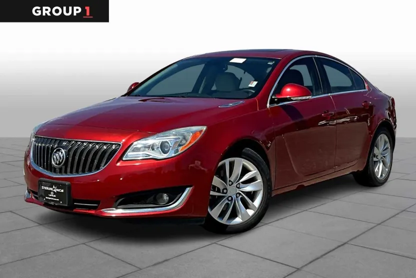 2015 Buick Regal photo 1
