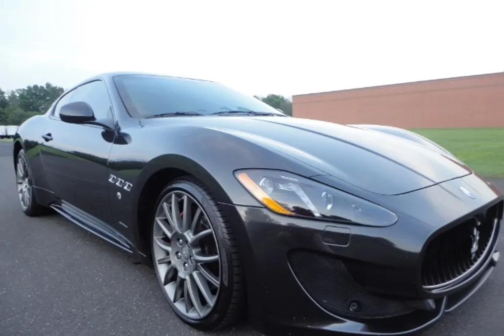 2013 Maserati Granturismo Sport photo 1