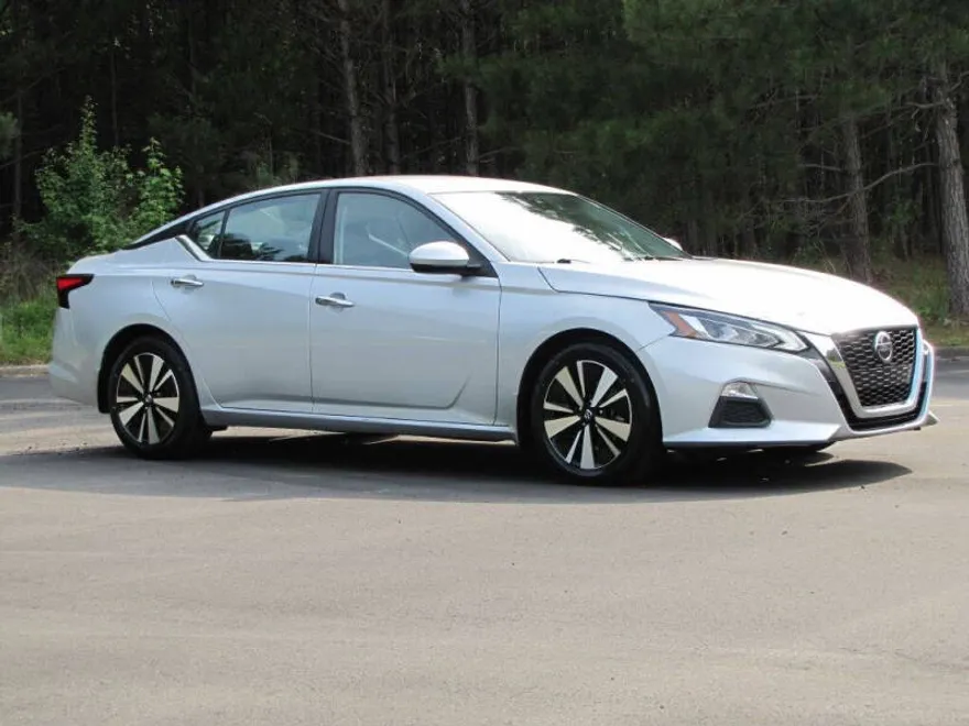 2022 Nissan Altima 2.5 photo 1