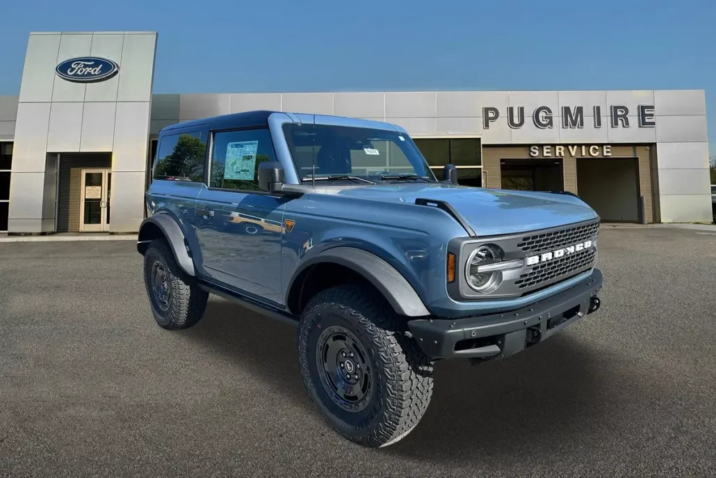 2025 Ford Bronco Badlands photo 1