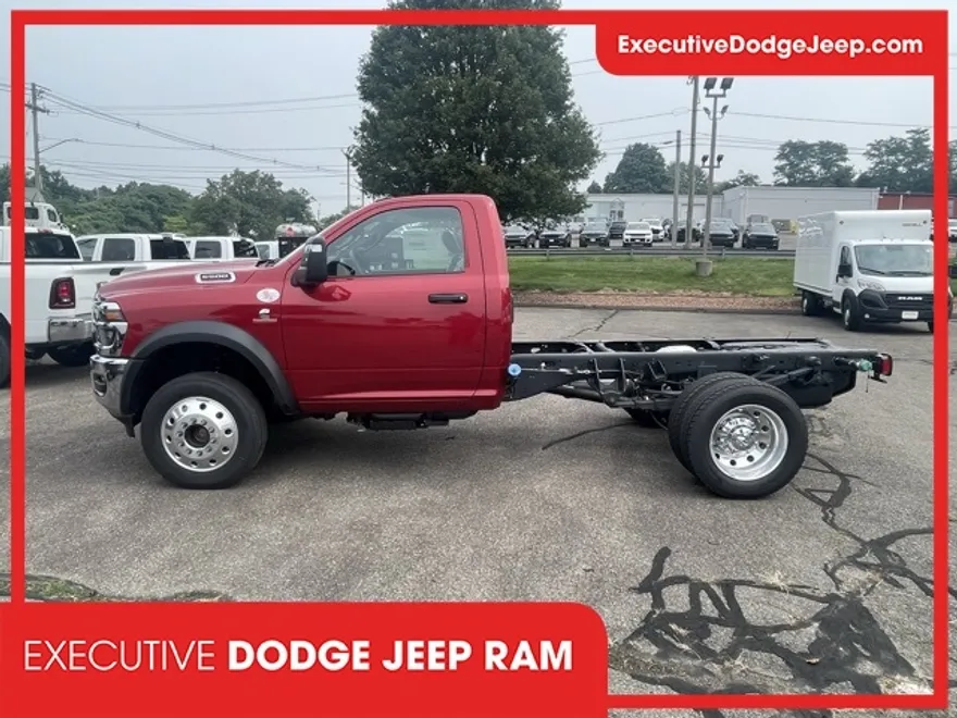2025 Ram 5500 Tradesman photo 1