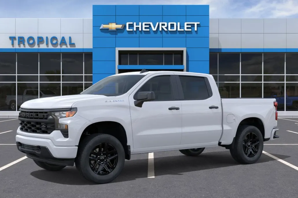 2026 Chevrolet Silverado 1500 Custom photo 1