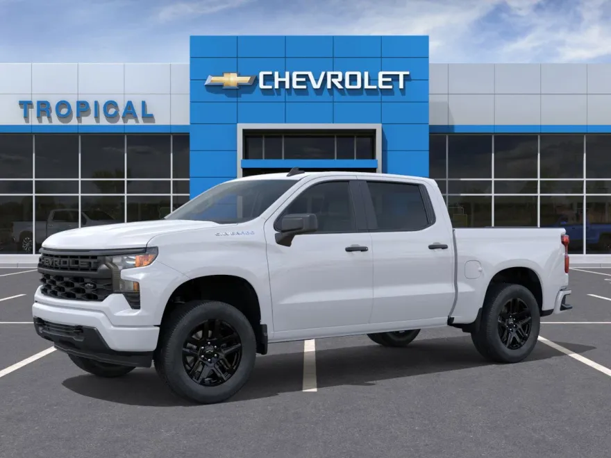 2026 Chevrolet Silverado 1500 Custom photo 1
