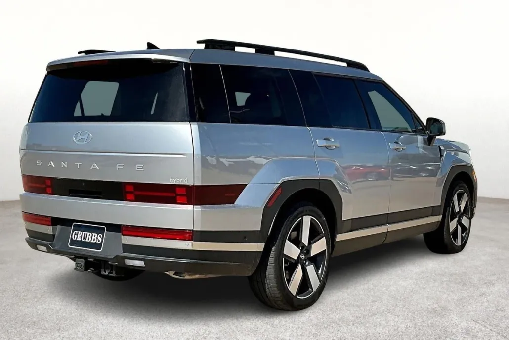 2025 Hyundai Santa Fe photo 1