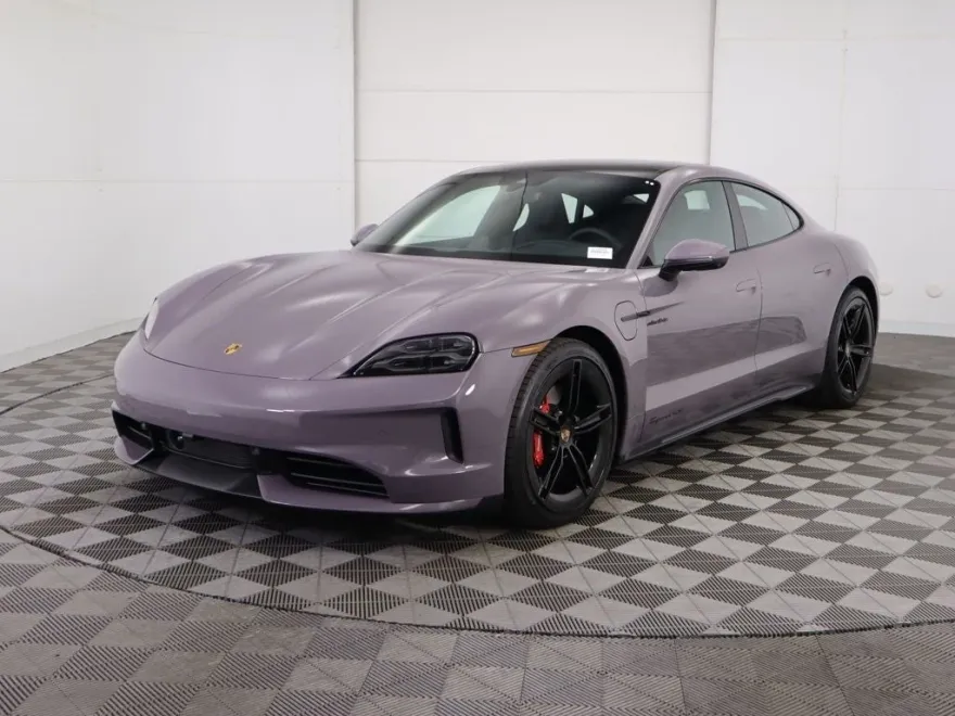 2025 Porsche Taycan 4S photo 1