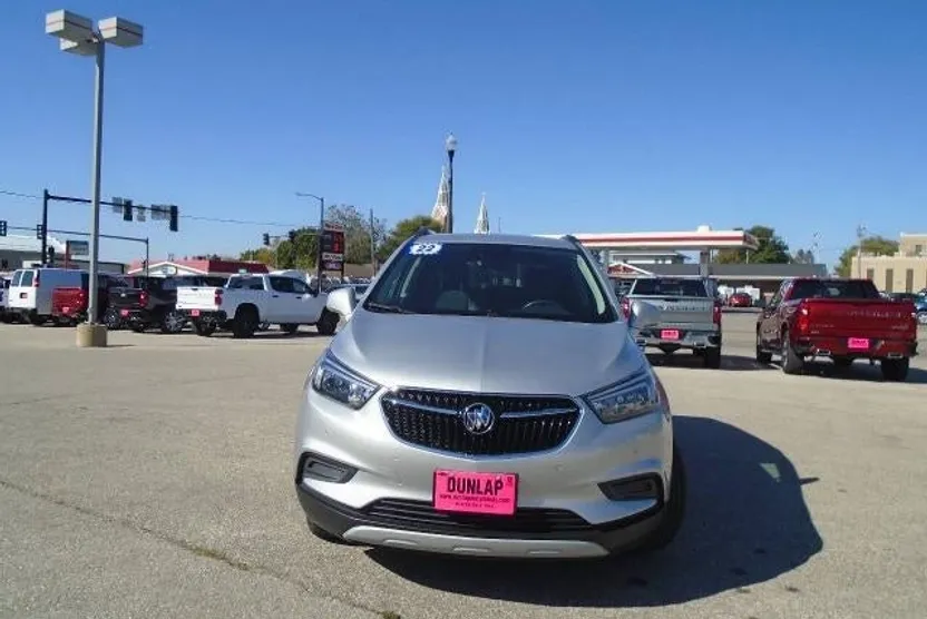 2022 Buick Encore Preferred photo 1