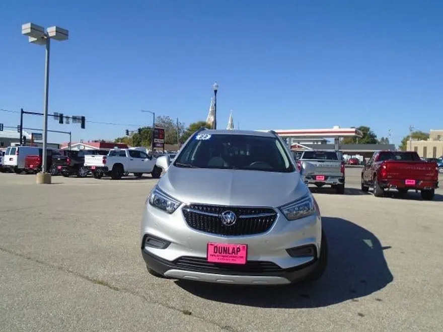 2022 Buick Encore Preferred photo 1