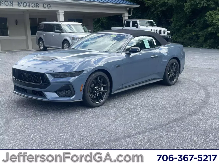 2025 Ford Mustang GT Premium Convertible photo 1