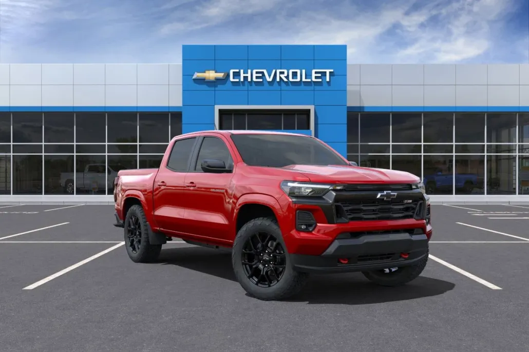 2025 Chevrolet Colorado Z71 photo 1