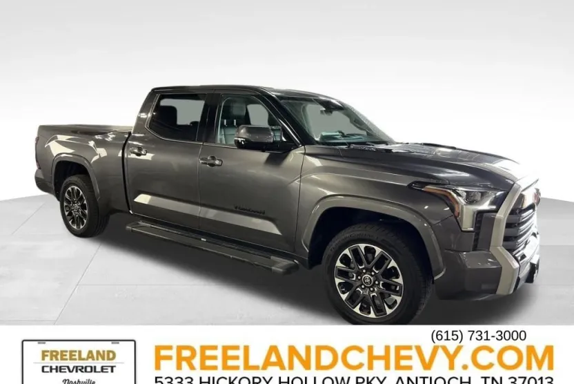 2022 Toyota Tundra Limited photo 1