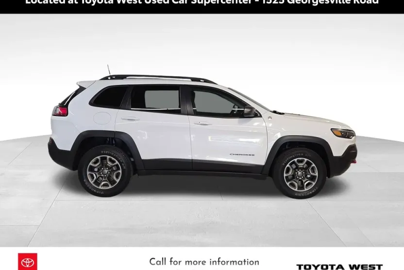 2019 Jeep Cherokee Trailhawk photo 1