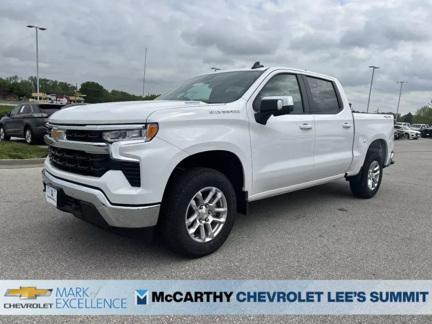 2025 Chevrolet Silverado 1500 LT photo 1
