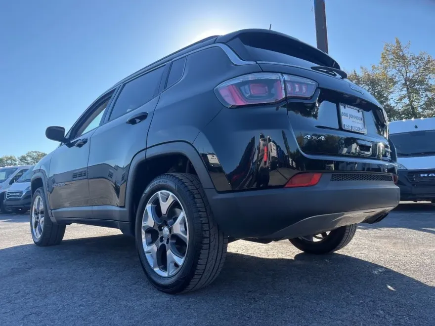 2020 Jeep Compass Limited photo 1