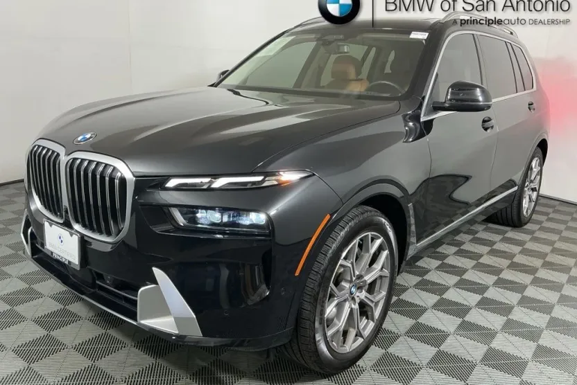2023 Bmw X7 xDrive40i photo 1