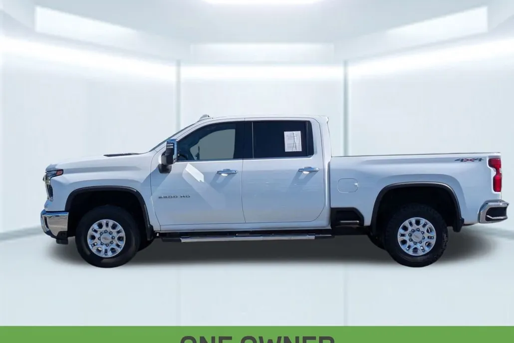 2024 Chevrolet Silverado 2500HD LTZ photo 1