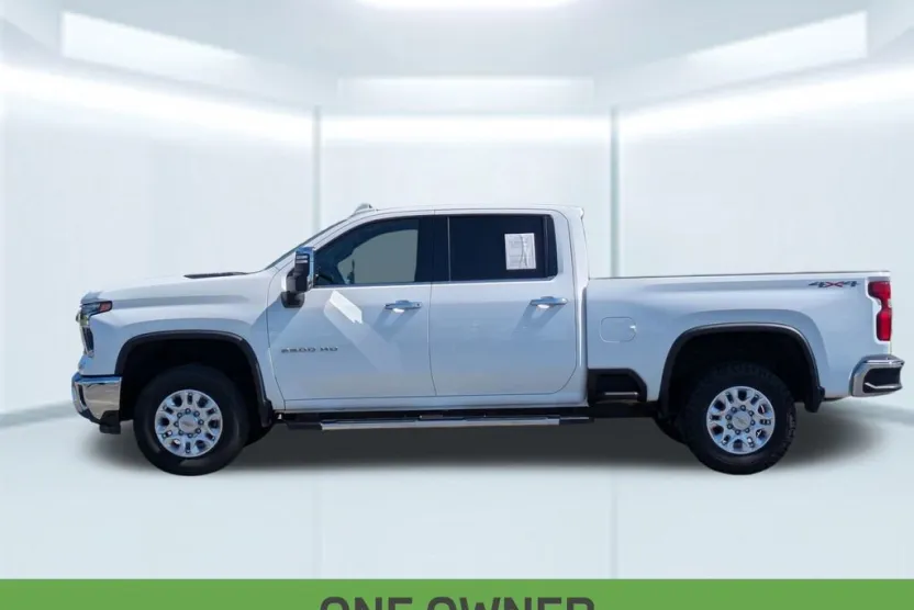 2024 Chevrolet Silverado 2500HD LTZ photo 1