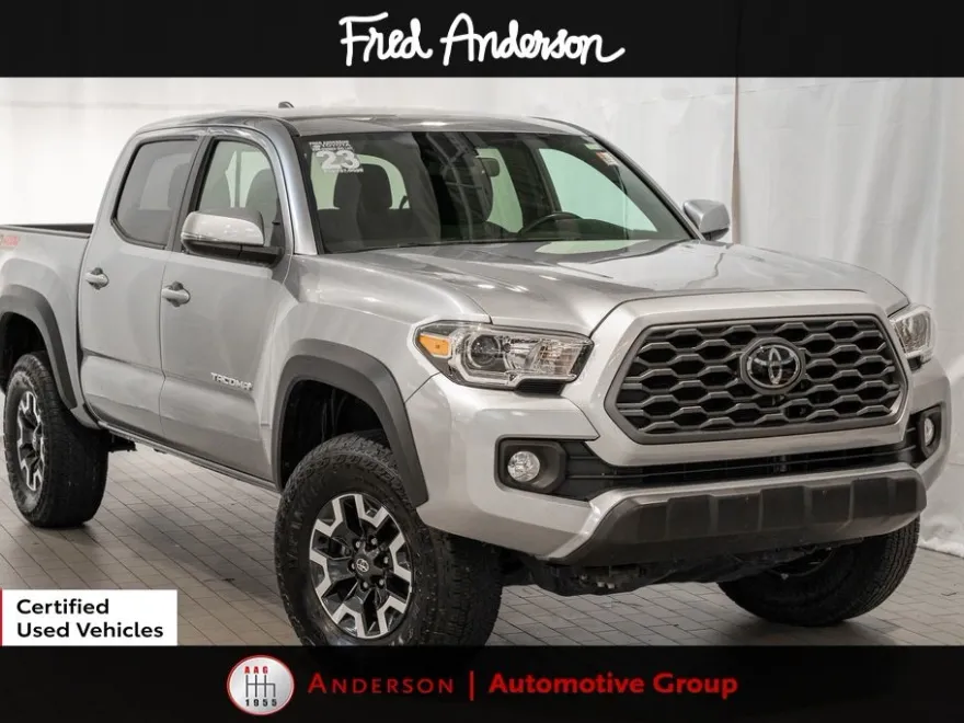 2023 Toyota Tacoma TRD Off-Road photo 1