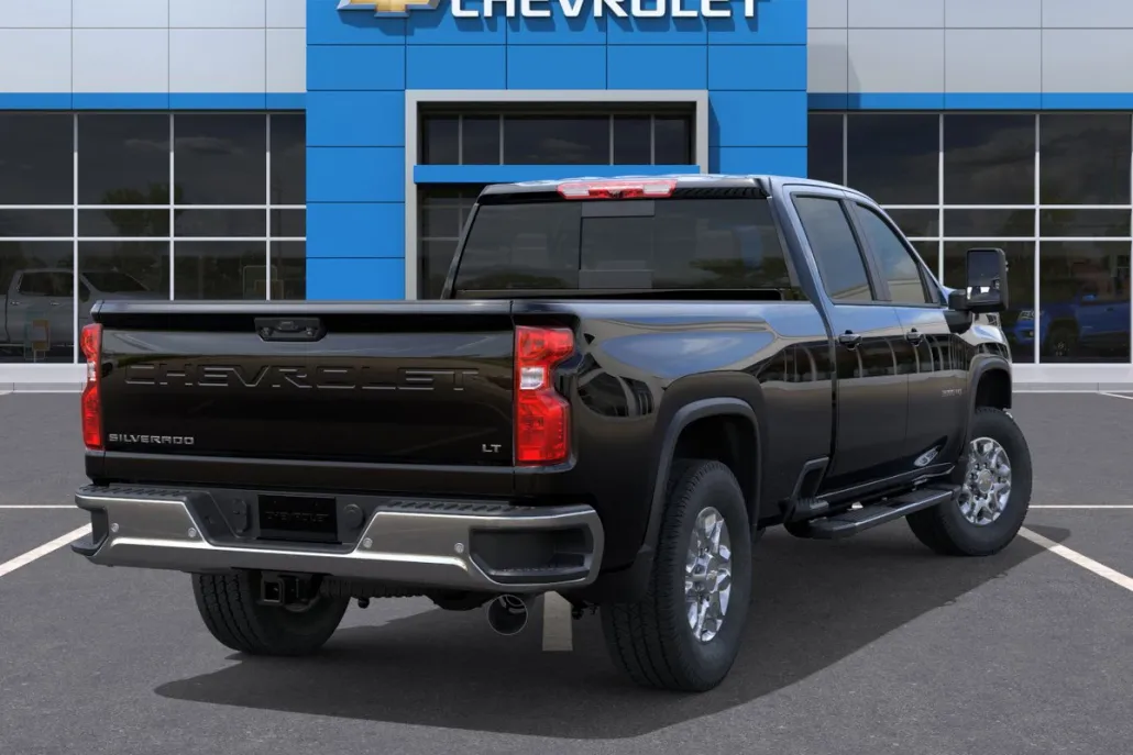 2025 Chevrolet Silverado 3500HD LT photo 1