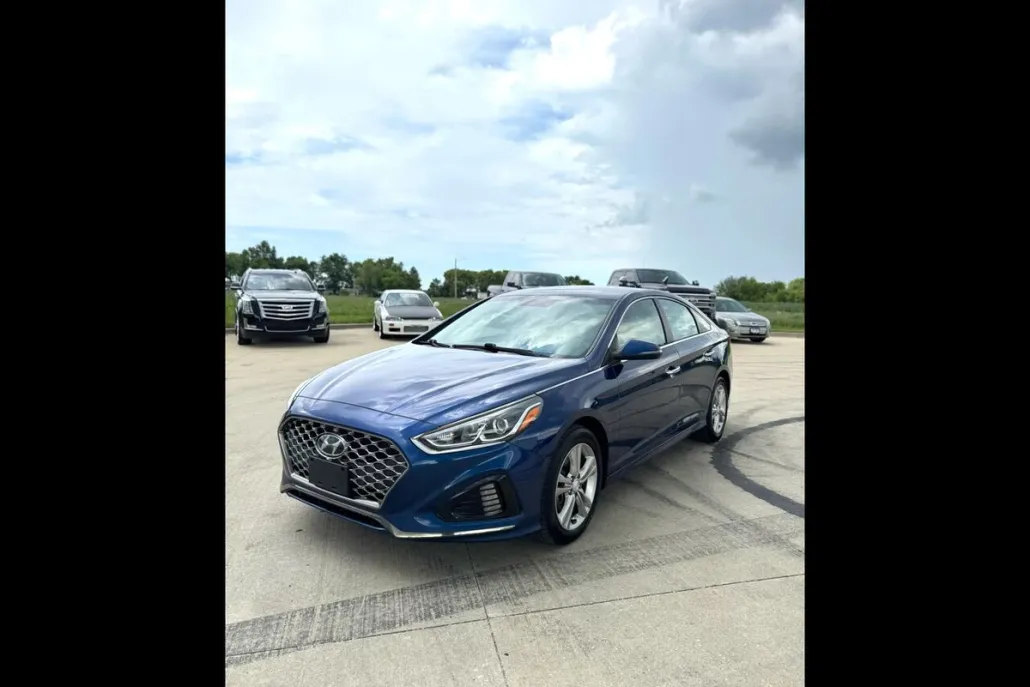 2019 Hyundai Sonata Sport photo 1