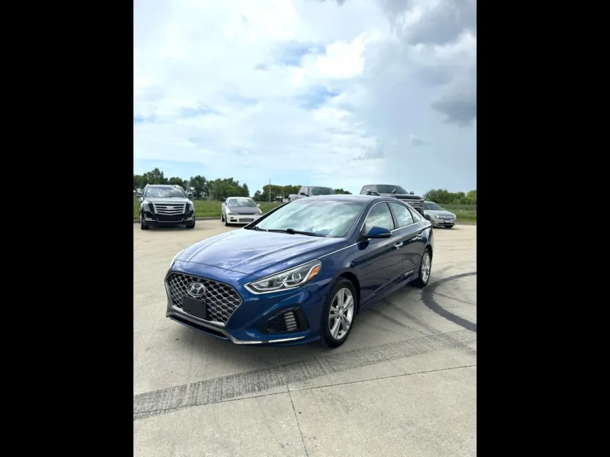 2019 Hyundai Sonata Sport photo 1