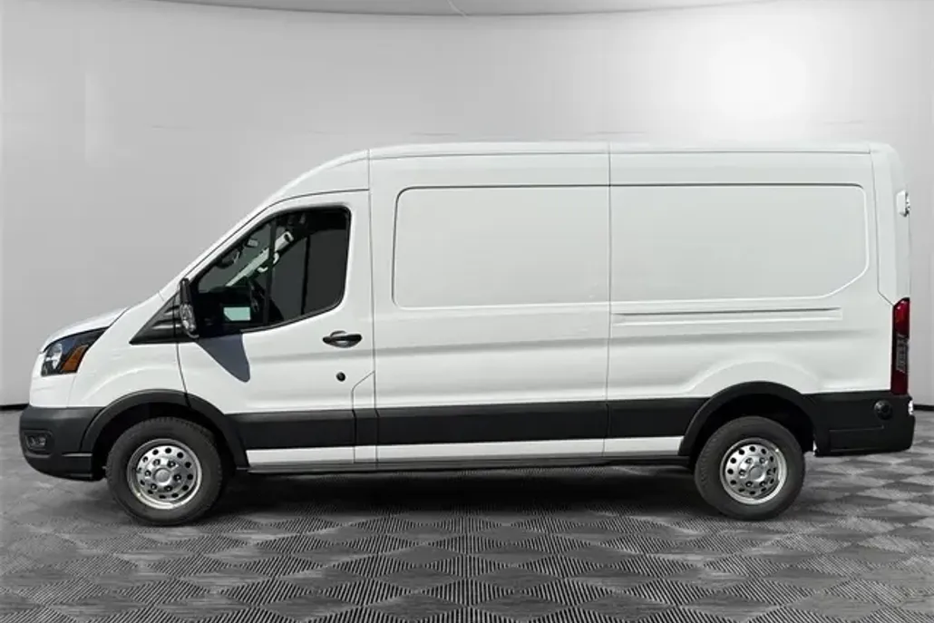 2025 Ford Transit photo 1