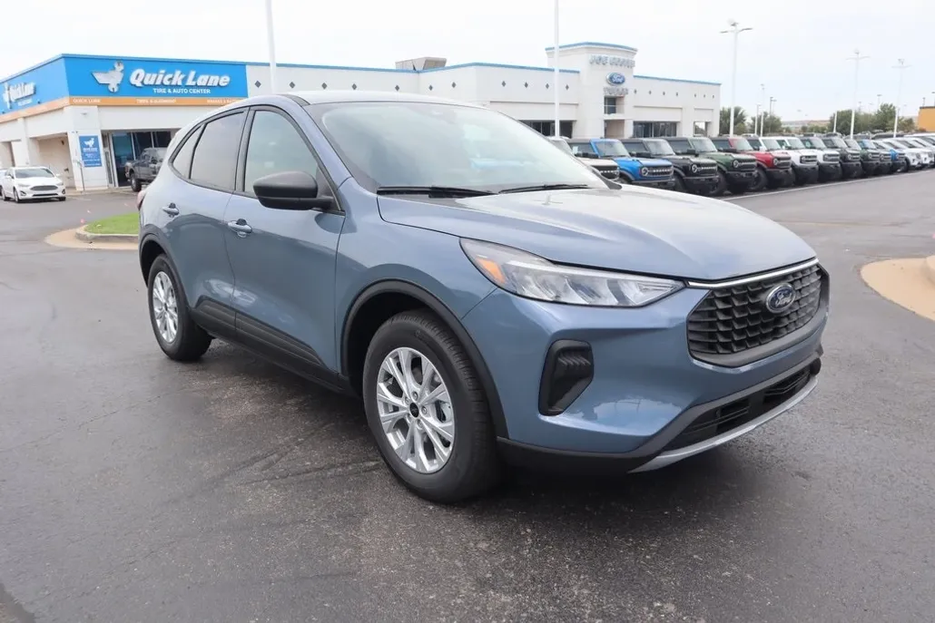 2025 Ford Escape Active photo 1