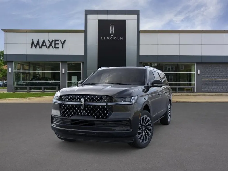 2025 Lincoln Navigator Black Label photo 1