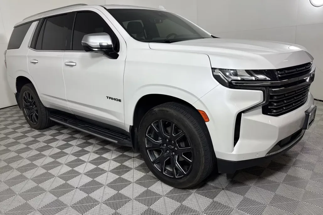 2023 Chevrolet Tahoe Premier photo 1