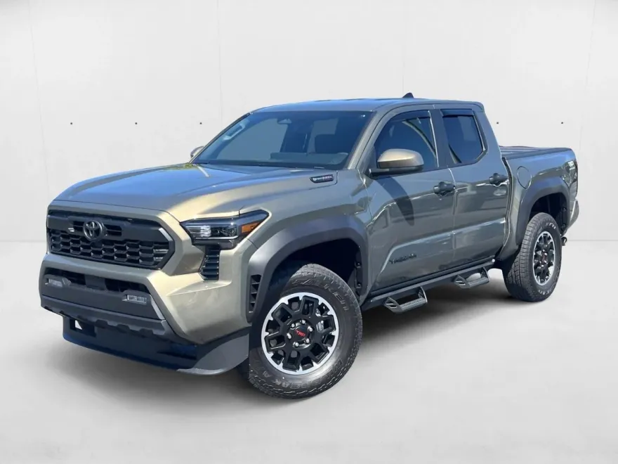 2025 Toyota Tacoma TRD Off-Road photo 1