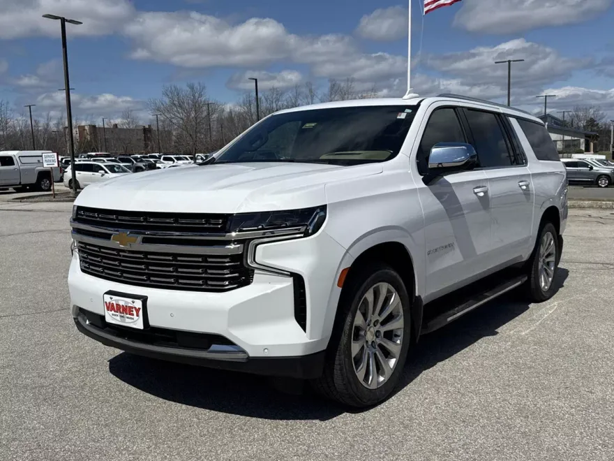 2021 Chevrolet Suburban Premier photo 1