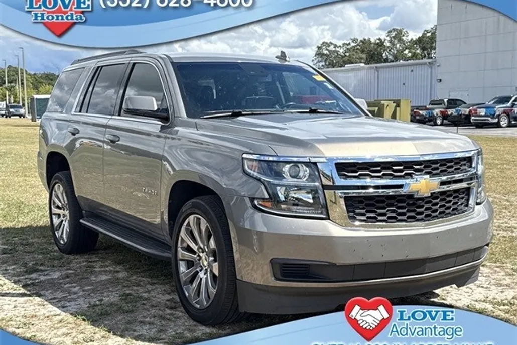 2019 Chevrolet Tahoe LT photo 1