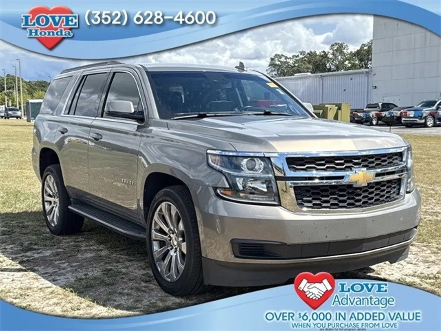 2019 Chevrolet Tahoe LT photo 1