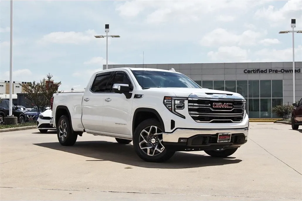 2023 Gmc Sierra 1500 SLT photo 1