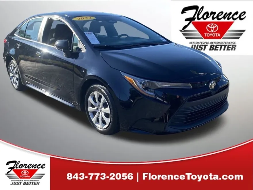 2023 Toyota Corolla LE photo 1