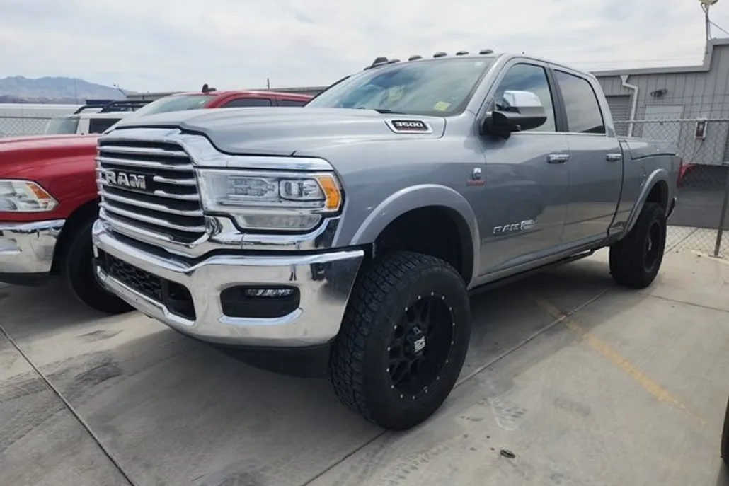 2022 Ram 3500 Longhorn photo 1