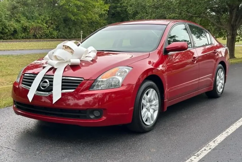 2009 Nissan Altima 2.5 photo 1