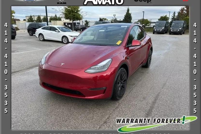 2025 Tesla Model Y Long Range photo 1
