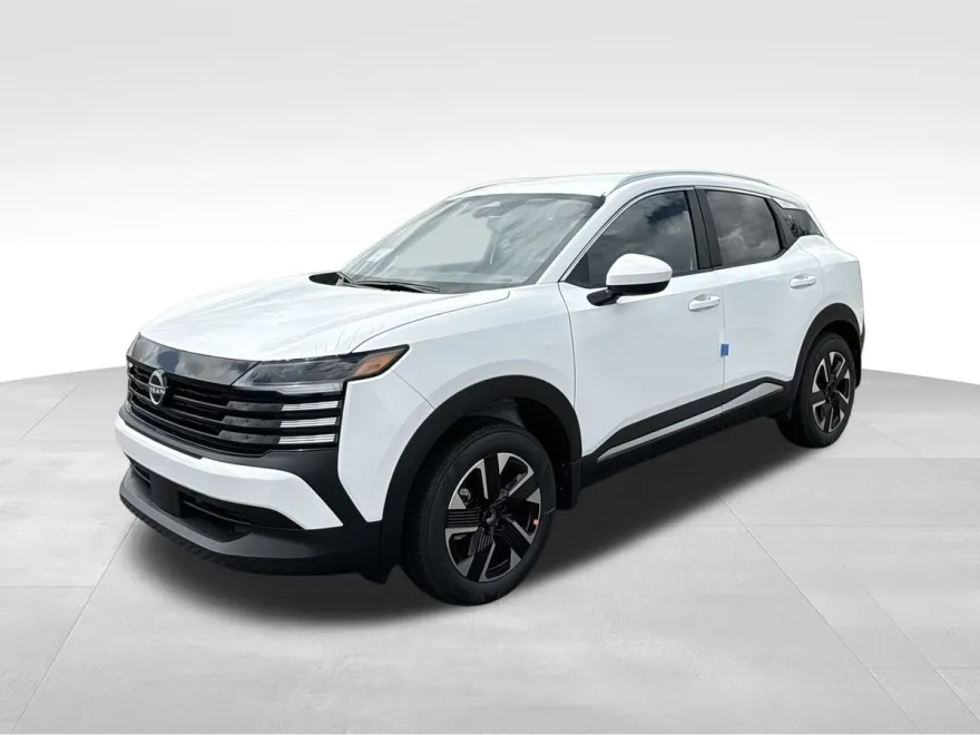 2025 Nissan Kicks SV photo 1