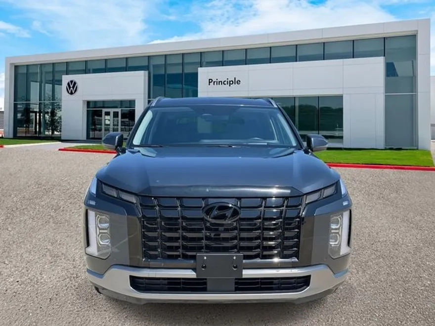 2024 Hyundai Palisade Limited photo 1
