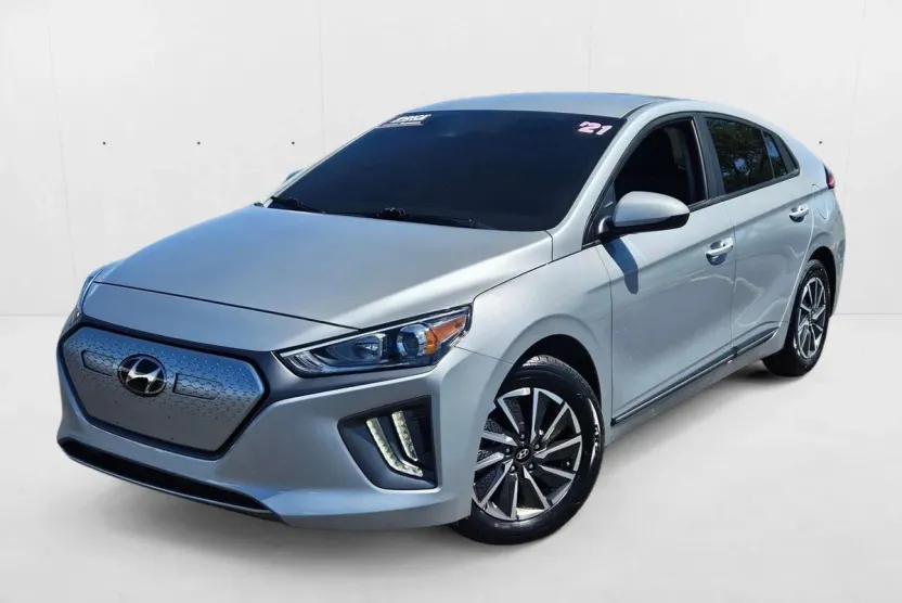 2021 Hyundai Ioniq Electric SE photo 1