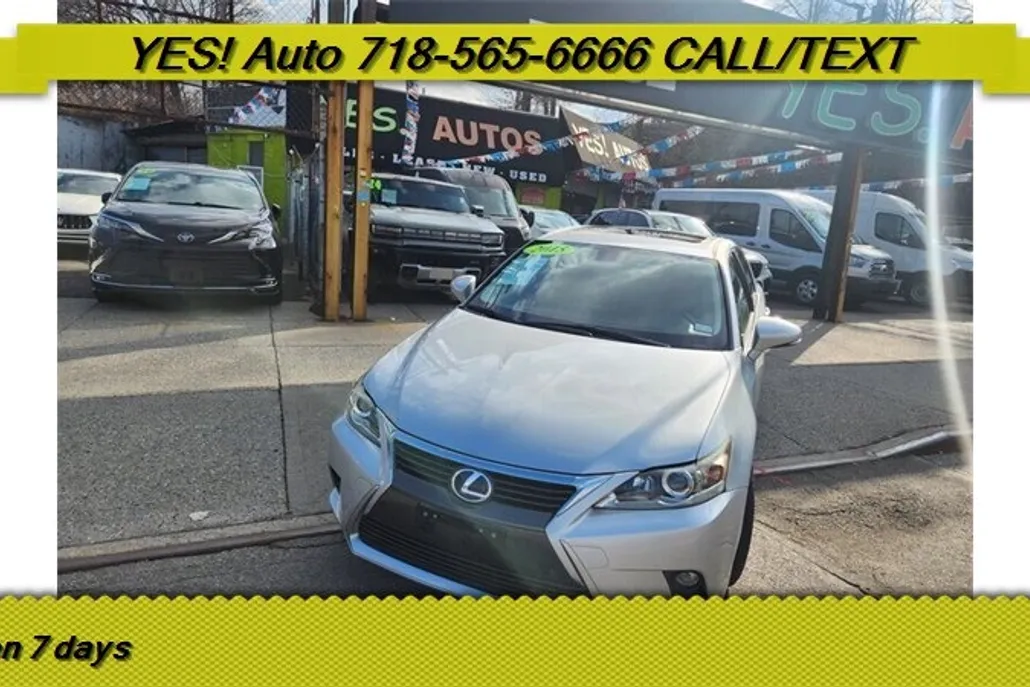 2015 Lexus CT 200h photo 1