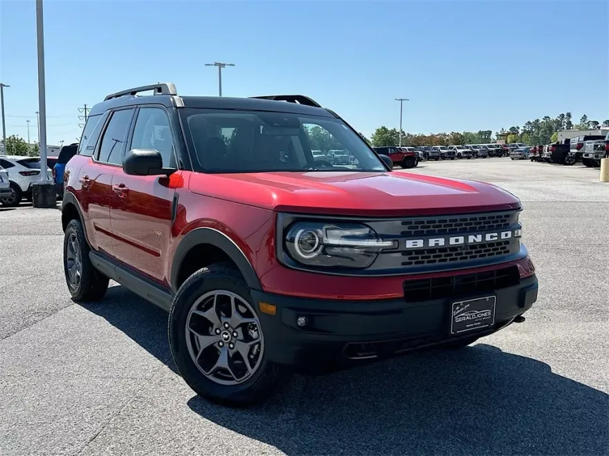 2024 Ford Bronco Sport Badlands photo 1
