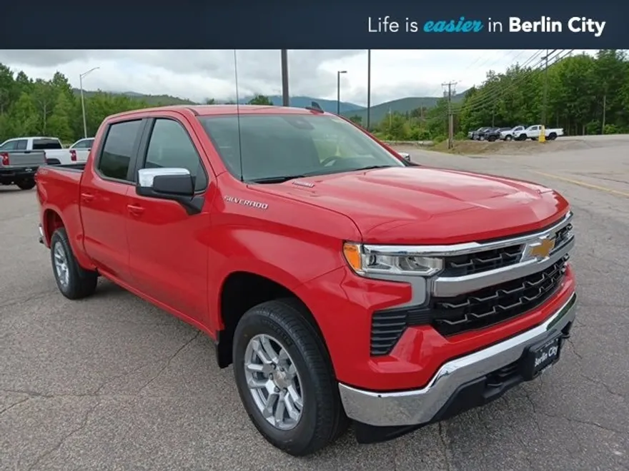 2025 Chevrolet Silverado 1500 LT photo 1