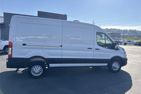 2025 Ford Transit Cargo Van photo 3