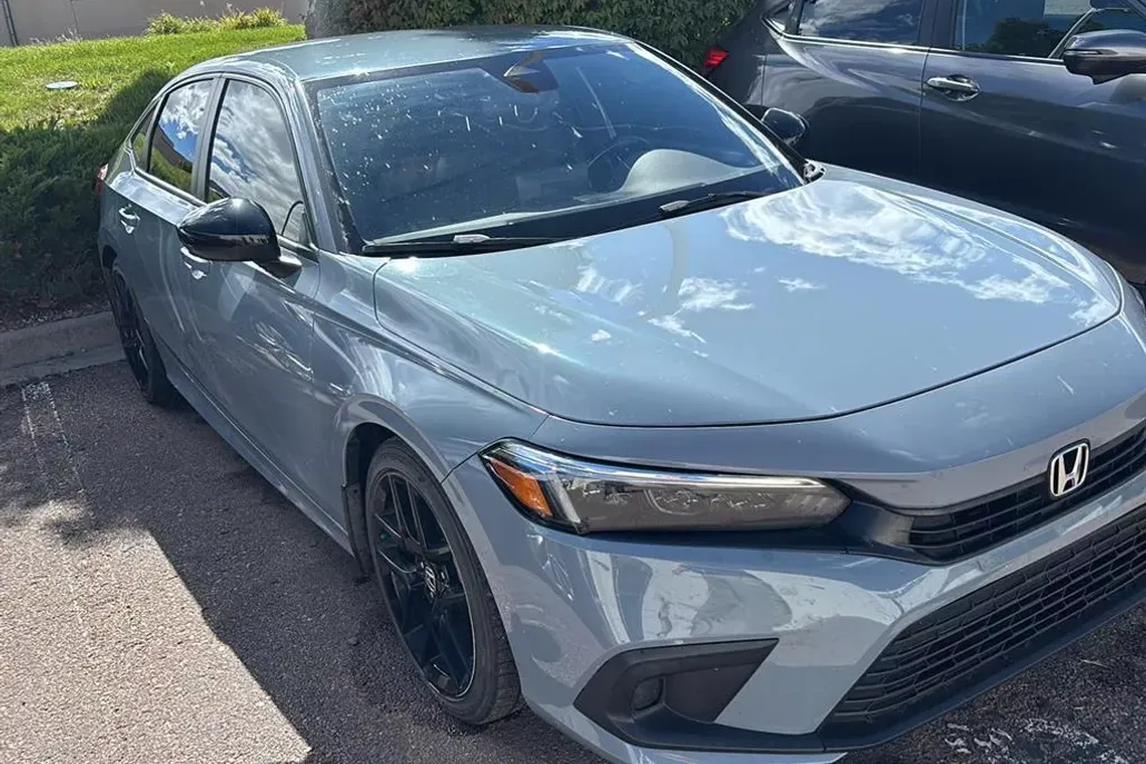 2022 Honda Civic Sport photo 1